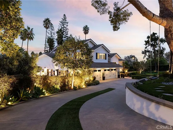 2121 Valhalla Dr, Santa Ana, CA 92705