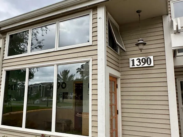 1390 Carling Dr APT 107, Saint Paul, MN 55108