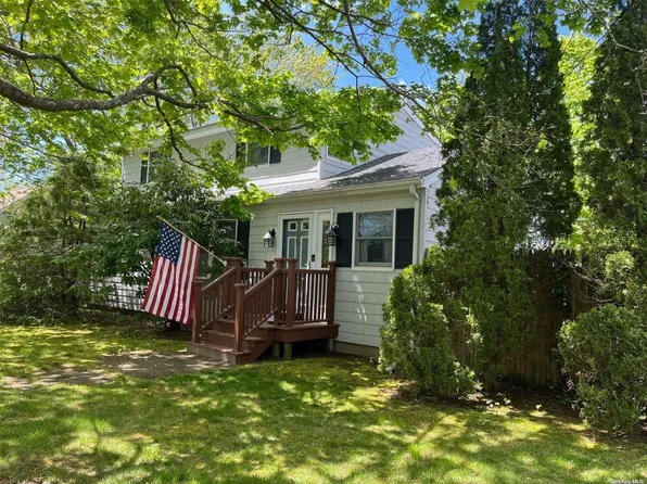 42 Gravel Hill Road, Hampton Bays, NY 11946