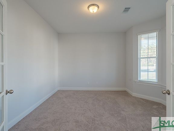 3rd image of 32 Beauregard Boulevard