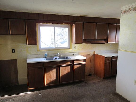 5th image of 1024 Locust St