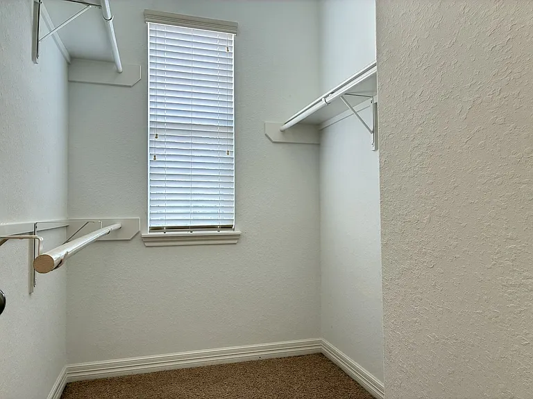 14207 Parable Ln — Photo 23