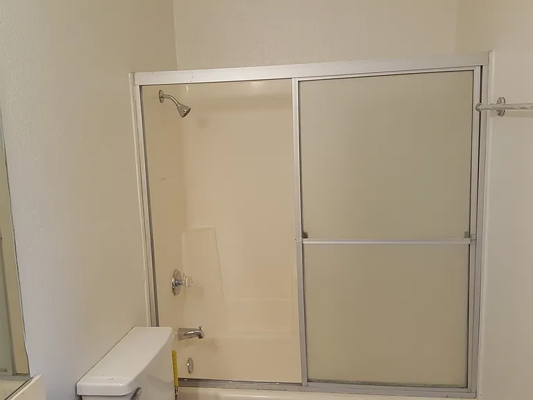 17610 Cameron Ln — Photo 14
