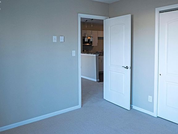 4th image of 410 N Lake Pine Dr APT 2