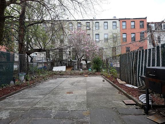 3rd image of 55 Macdonough St APT 4