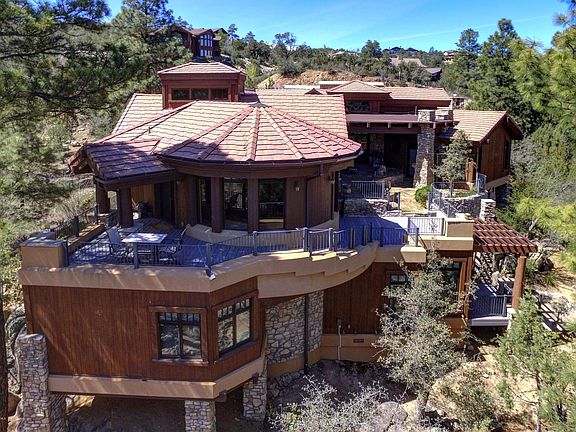 2nd image of 2176 Golf Club Ln