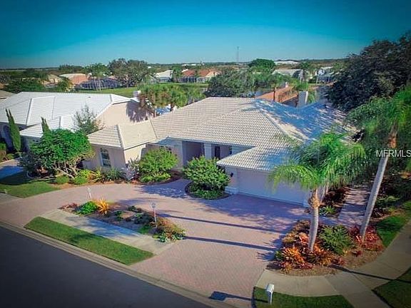 2nd image of 6827 Avenida Marbella