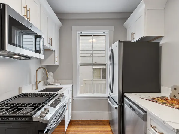 52 Bonair St, Somerville, MA