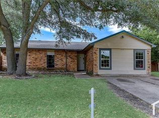 5800 Mimosa Ln, Rowlett, TX 75089