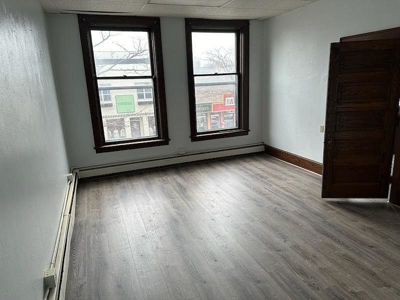 2nd image of 309 S Lake St #4