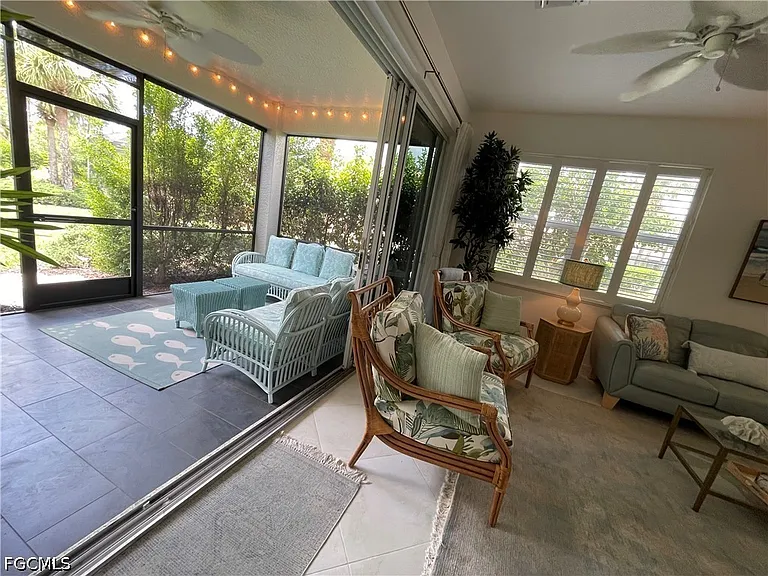 10640 Camarelle Cir — Photo 29