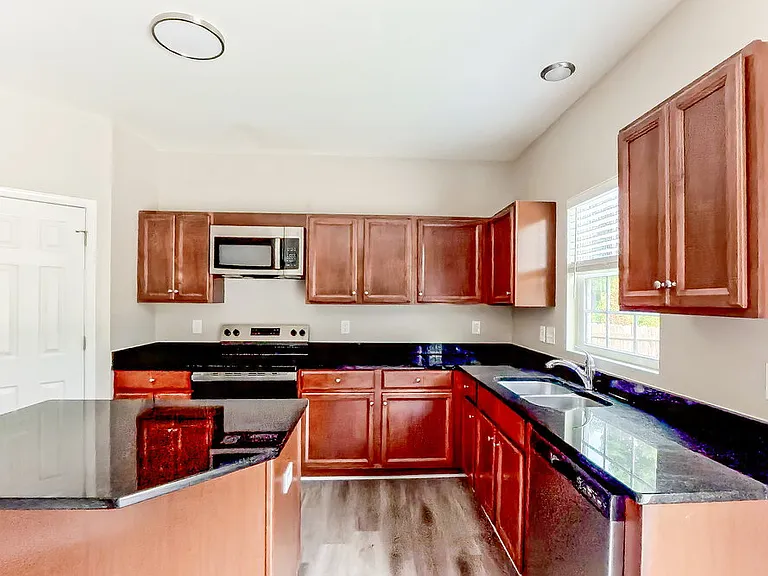 2653 Jordan Ridge Dr — Photo 9