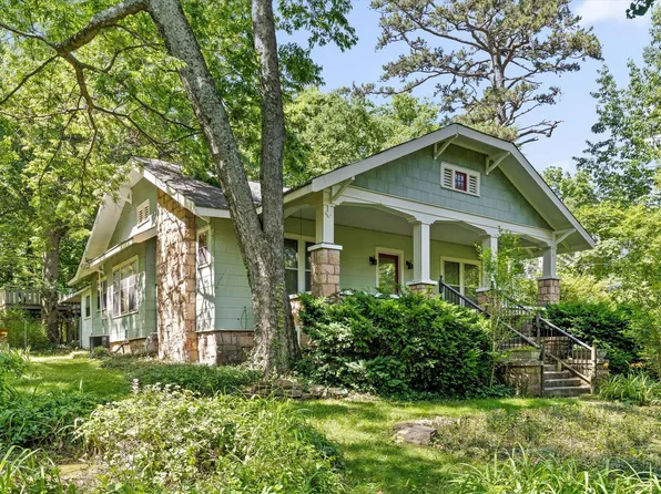 813 Fairmount Ave, Signal Mountain, TN 37377