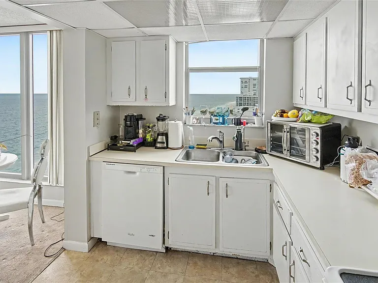 1010 S Ocean Blvd #1601 — Photo 16