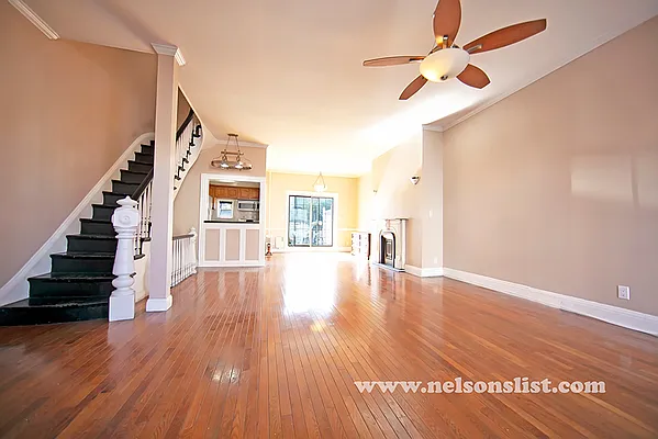 Rented by Nelson Aybar, LREB | media 4