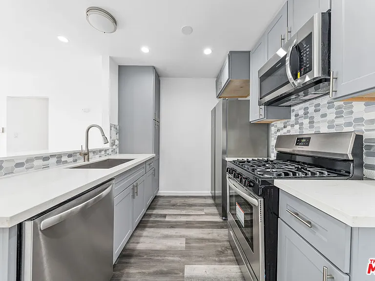 646 Tularosa Dr #4 — Photo 14