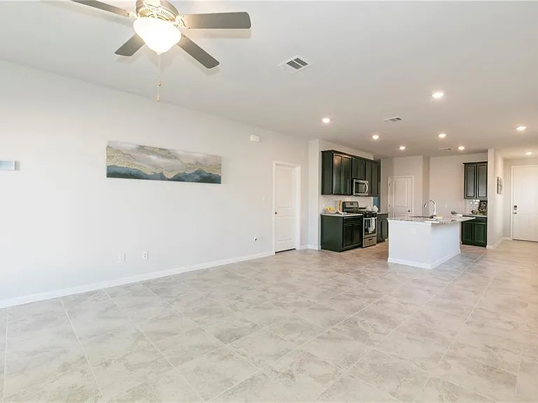 108 Otella St — Photo 6