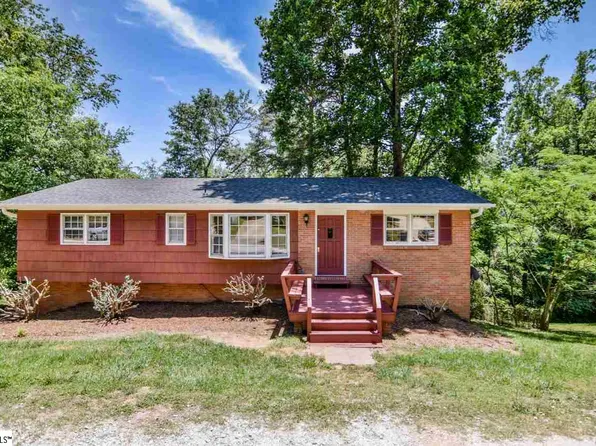 7 Birchbark Dr, Greenville, SC 29611