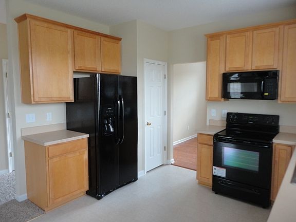 5th image of 3507 Panarama Dr