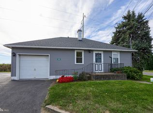 68 Horseshoe Rd, Leola, PA 17540