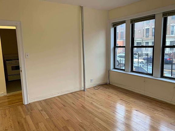 5th image of 1798 Bedford Ave APT Aa1