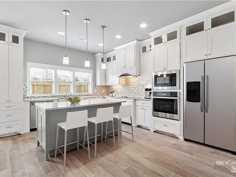 404 NW Retreat Ln — Photo 19