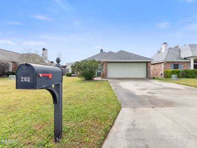 203 Pear Tree Cir, Broussard, LA, 70518