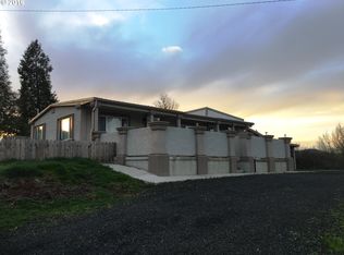 1823 W Duke Rd, Sutherlin, OR 97479