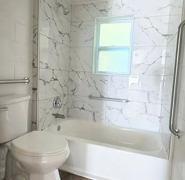 1404 S Jackson St — Photo 14