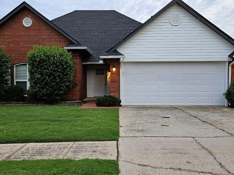 1st image of 1312 NW 185th St