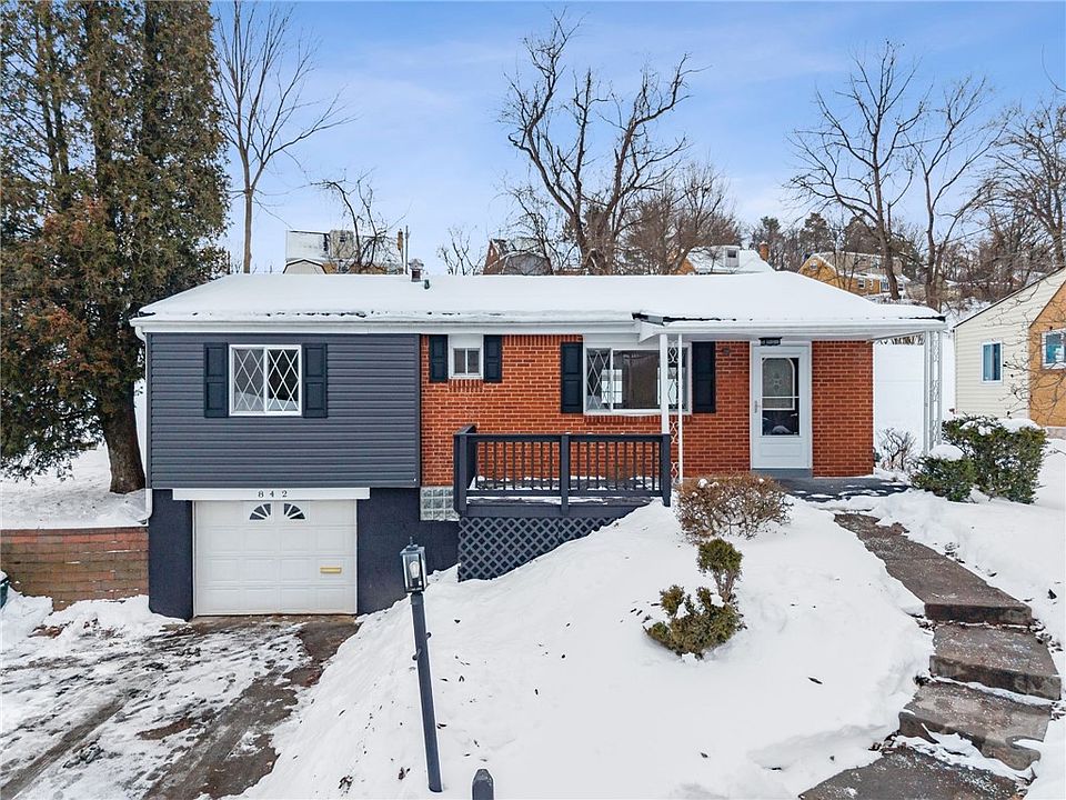 1st image of 842 Garlow Blvd