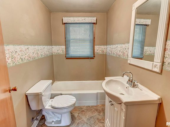 5th image of 417 N Cheney St
