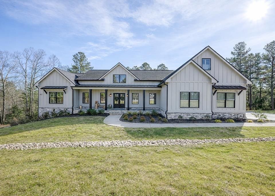 1st image of 284 Eastridge Ct