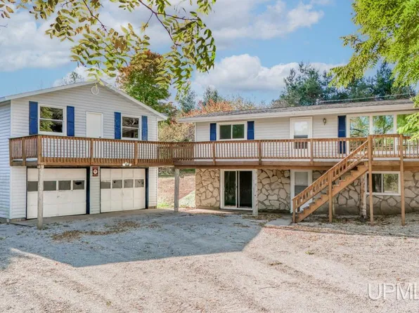 1375 E 10th Rd, Bark River, MI 49807