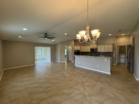 2nd image of 604 Champion Ridge Dr
