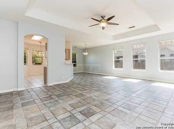 5th image of 13631 Auburn Oaks