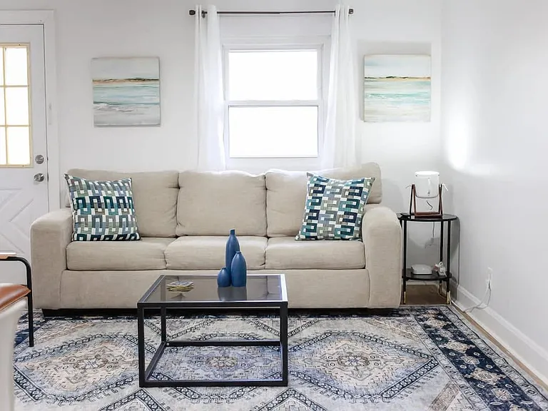 1278 W Ocean View Ave #3 — Photo 2