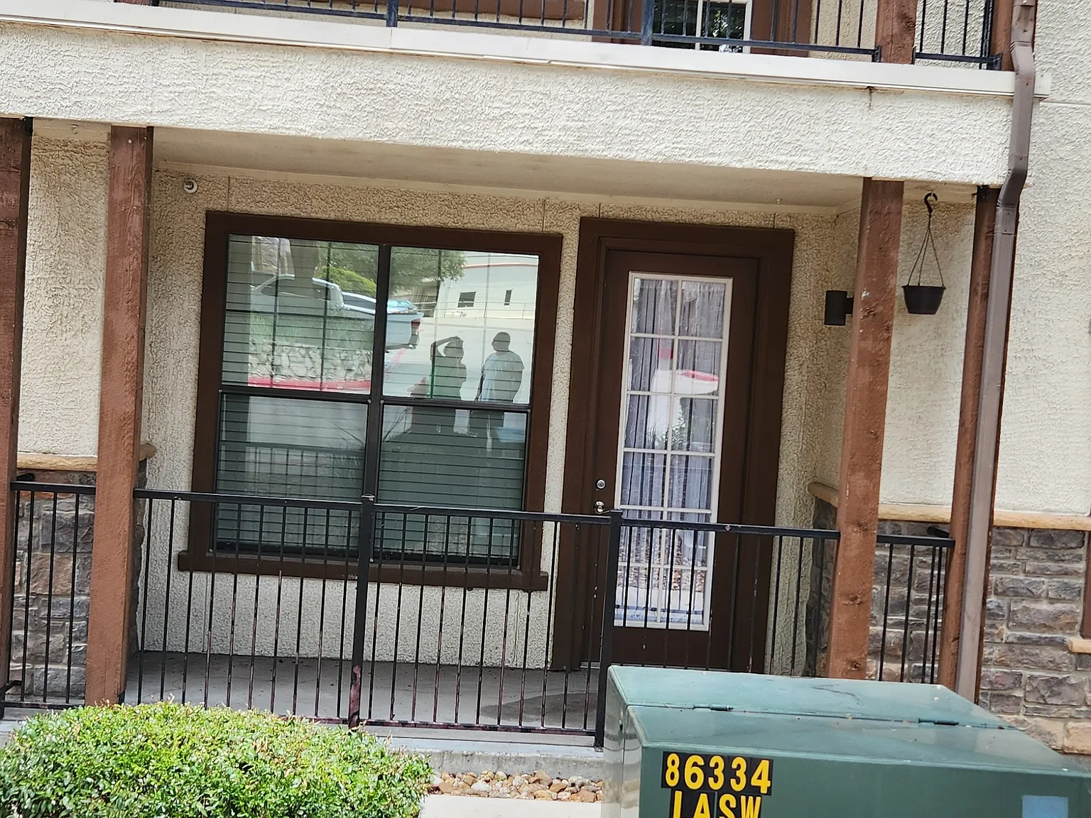 2 bed, 1023 sqft, $1,400 — Photo 3