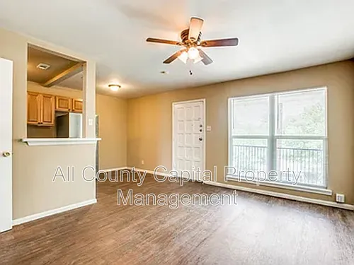 216 Lucas St Photo 1