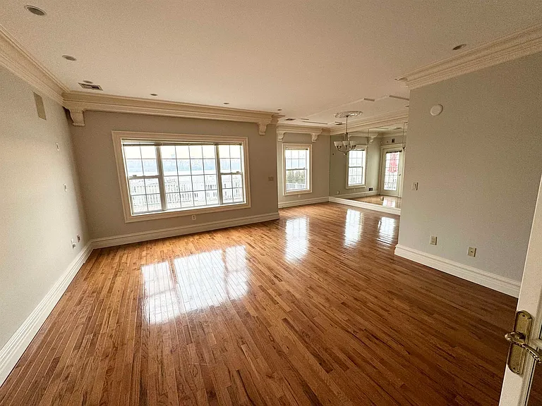54 Bergen Ridge Rd #1 — Photo 1