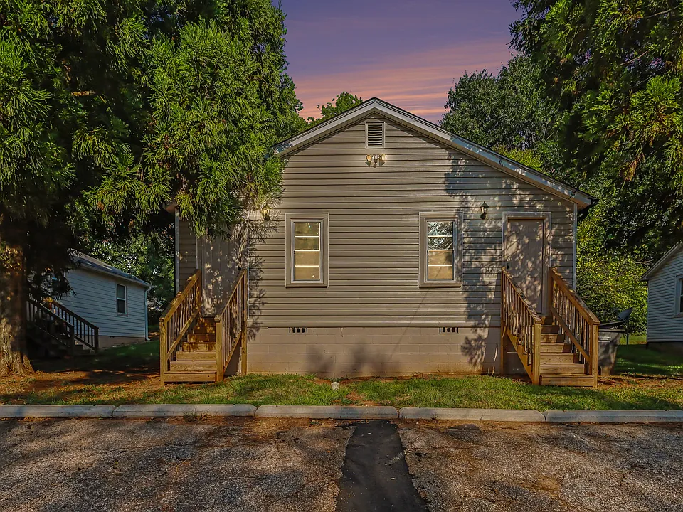 30 Burgess Ave #34