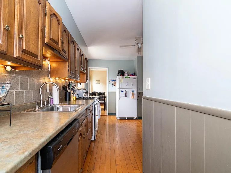 57 Parsons St #2 — Photo 4