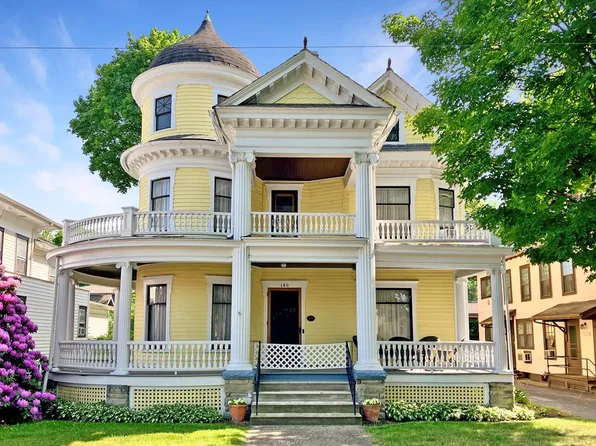 140 E 1st St, Corning, NY 14830