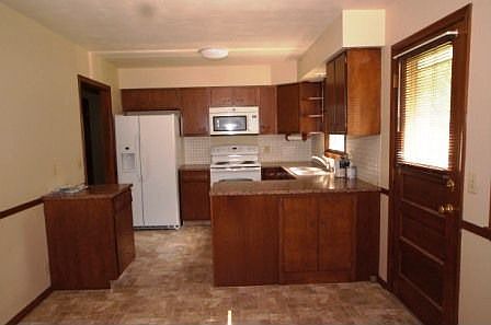 1st image of 2662 N 96th St