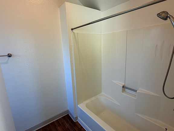 5th image of 5027 Guava Ave #203