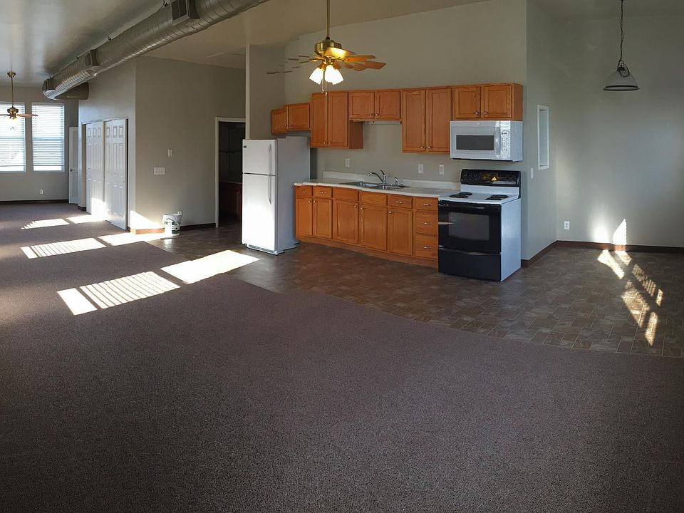 PANORAMIC VIEW OF UNIT