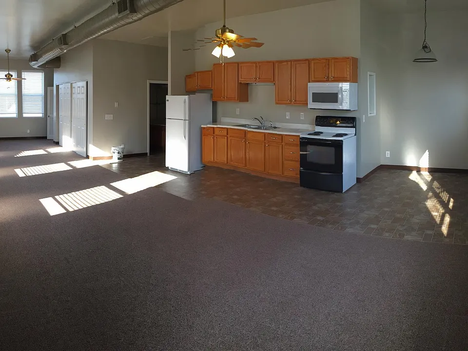 PANORAMIC VIEW OF UNIT