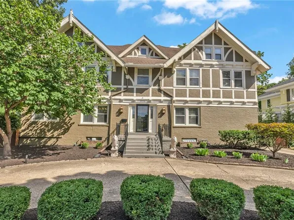 4975 Ward Pkwy, Kansas City, MO 64112