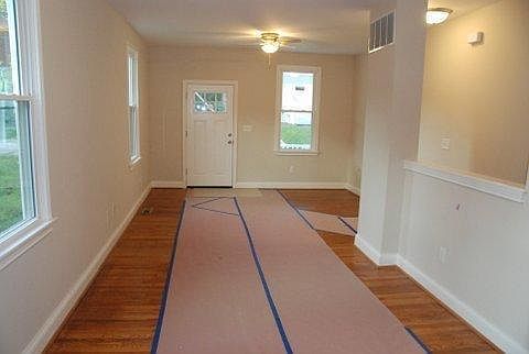 4th image of 1549 Ambrose Ave