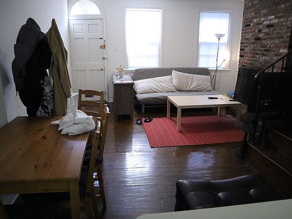 3rd image of 262 S Alder St #262